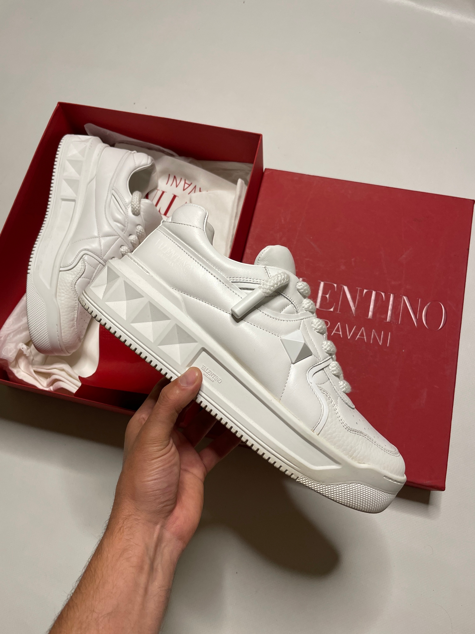 Valentino Garavani One Stud XL, миниатюра 1