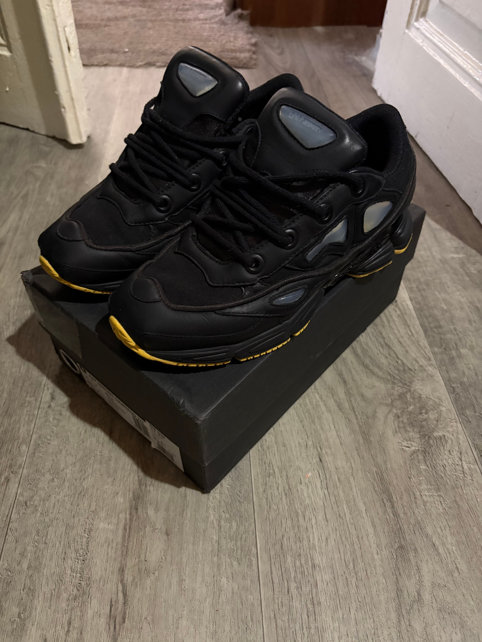 Adidas x Raf Simons Ozweego 3 Black/Corn Кроссовки, миниатюра 1