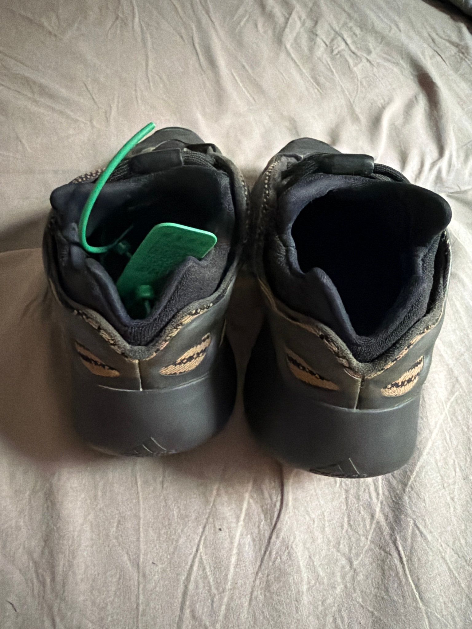 adidas adidas easy boost 700 v3, миниатюра 2