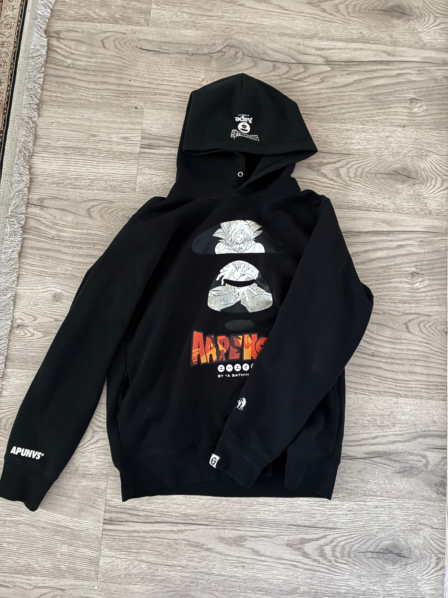 Aape Худи, миниатюра 1