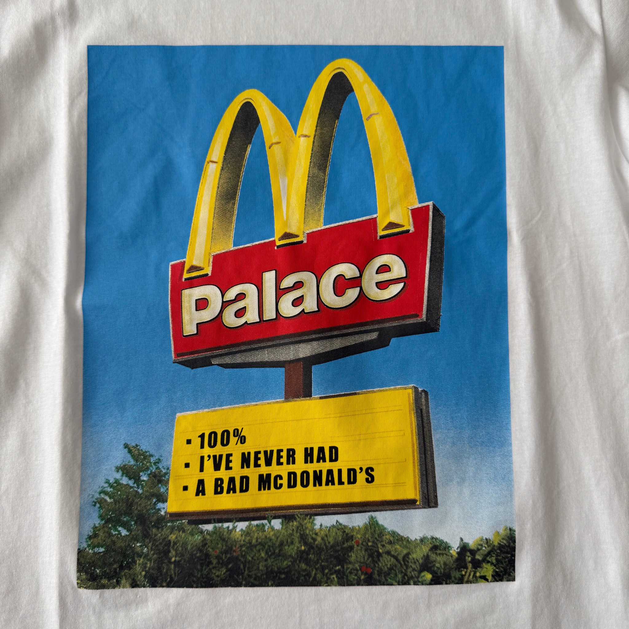 Palace x McDonalds Logo Tee, миниатюра 2