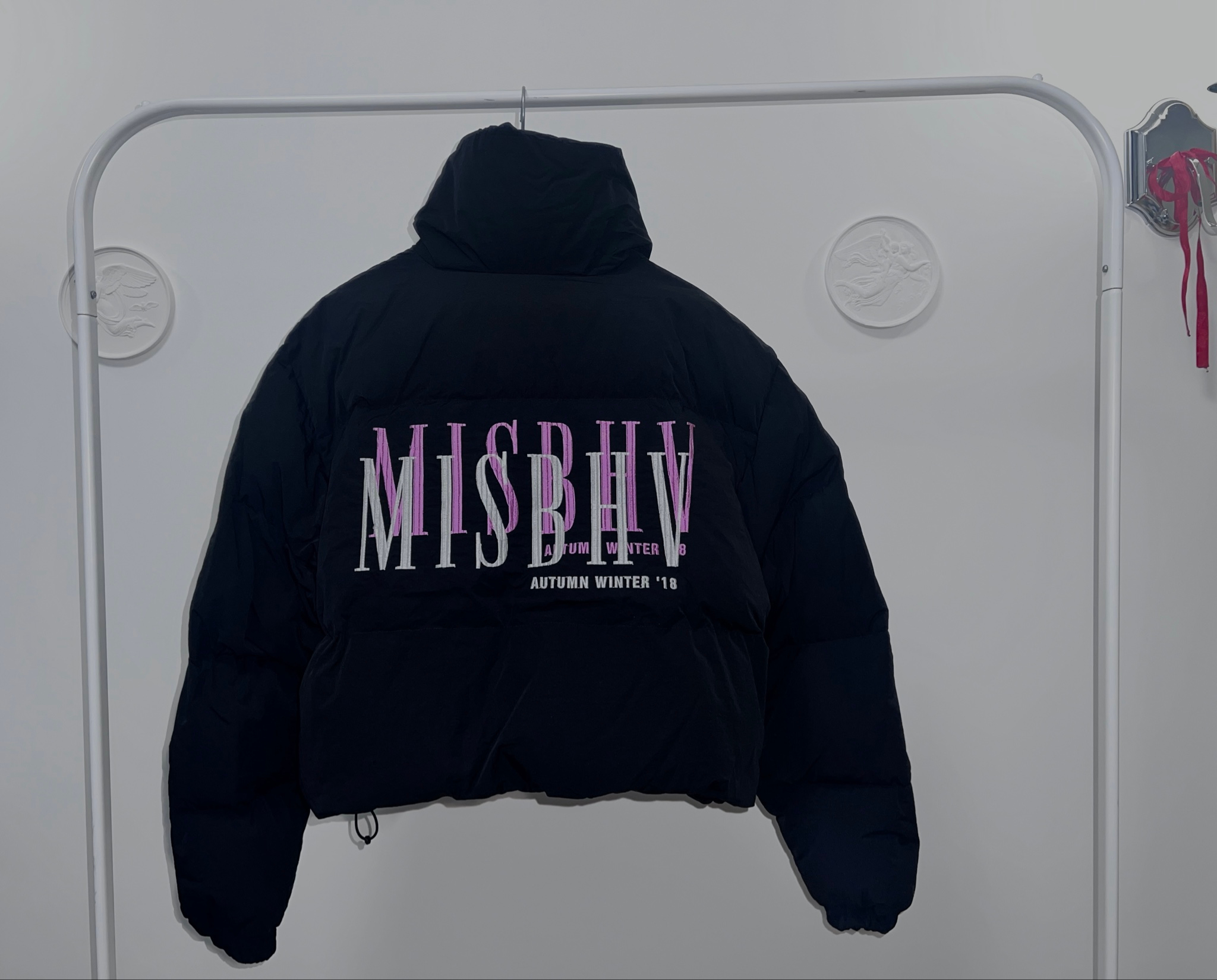 Misbhv Cropped logo Embroidered Puffer, миниатюра 16