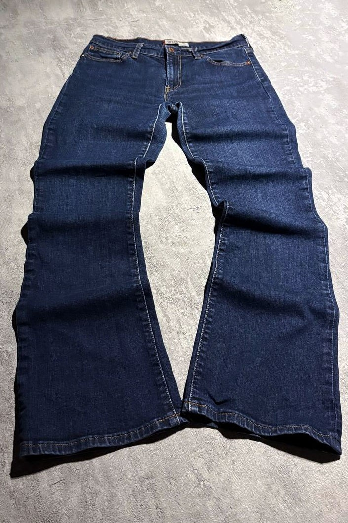 Levis 10529 Bootcut Flared, миниатюра 2