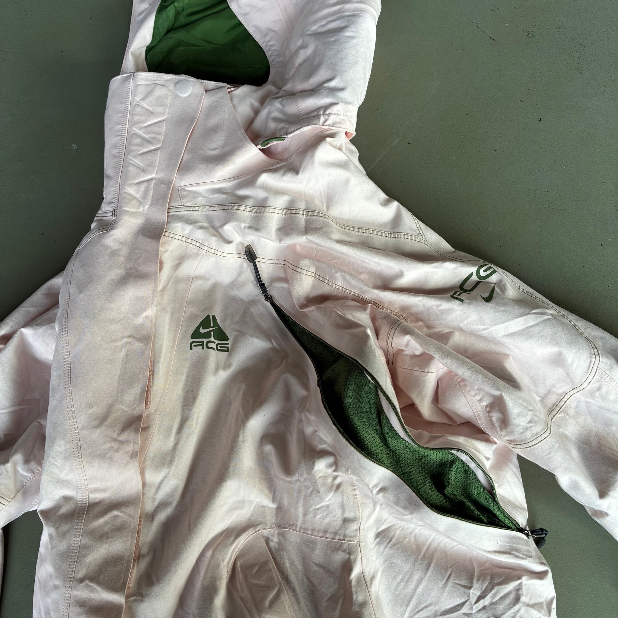 Nike ACG Womens GORE-TEX Lined Ski Jacket, миниатюра 8