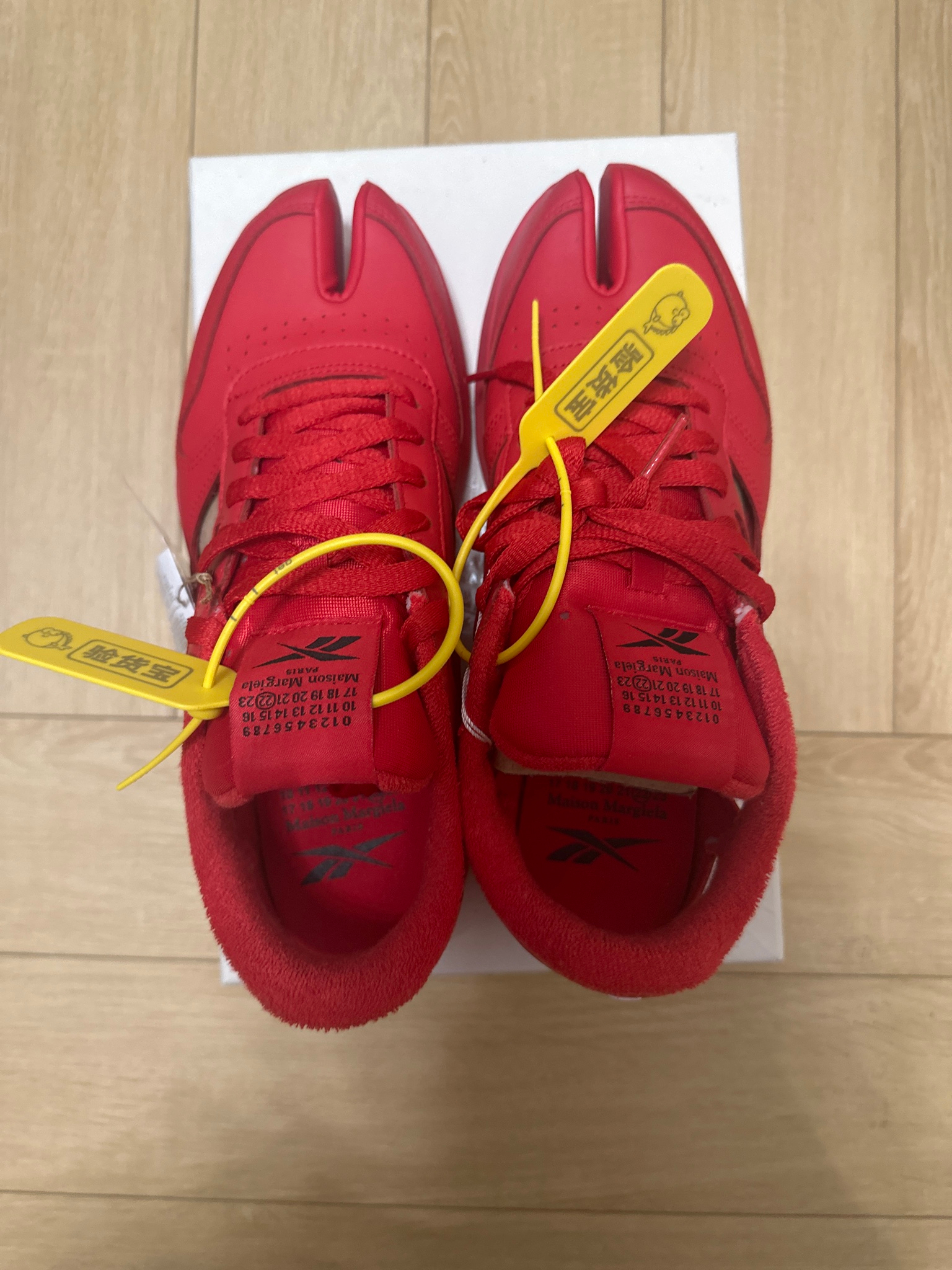 Maison Margiela x Reebok Tabi Red, миниатюра 3