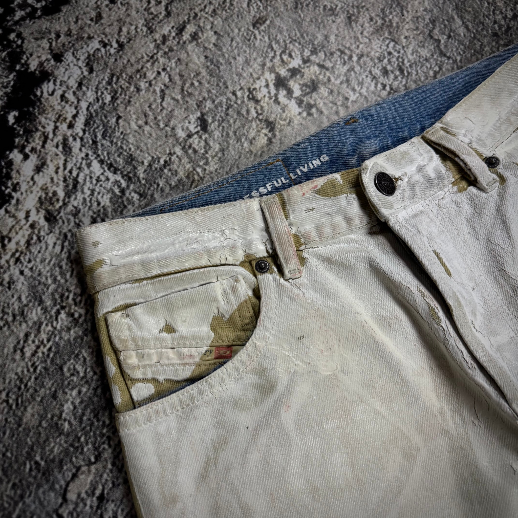 Diesel 1995 Distressed Straight Leg Painted Jeans, миниатюра 7