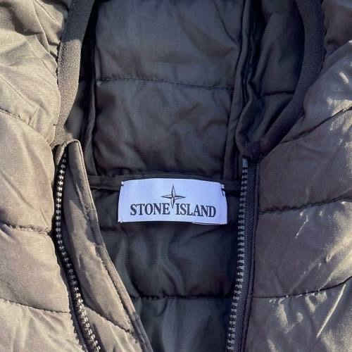Stone Island Stone Island пуховик чёрный с нашивкой | Зимняя куртка, миниатюра 4