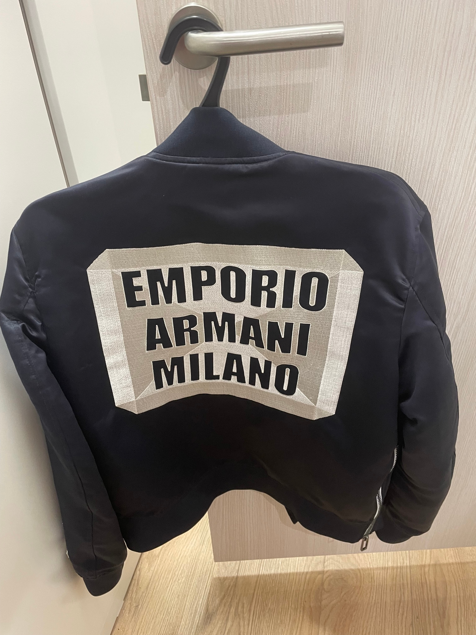 Emporio Armani Бомбер, миниатюра 2