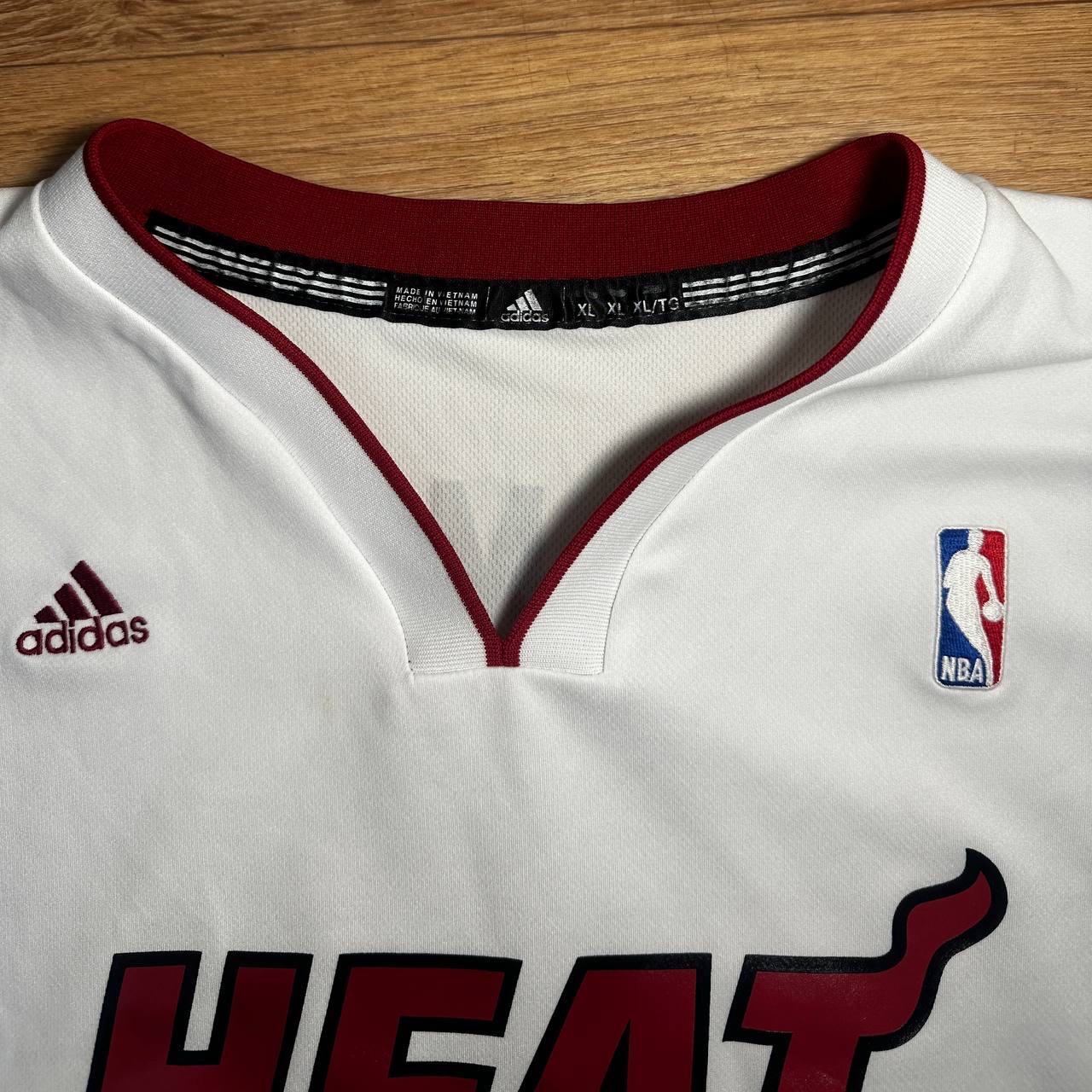 Adidas NBA JAMES HEAT TEAM BASKETBALL JERSEYS UNISEX WHITE, миниатюра 2