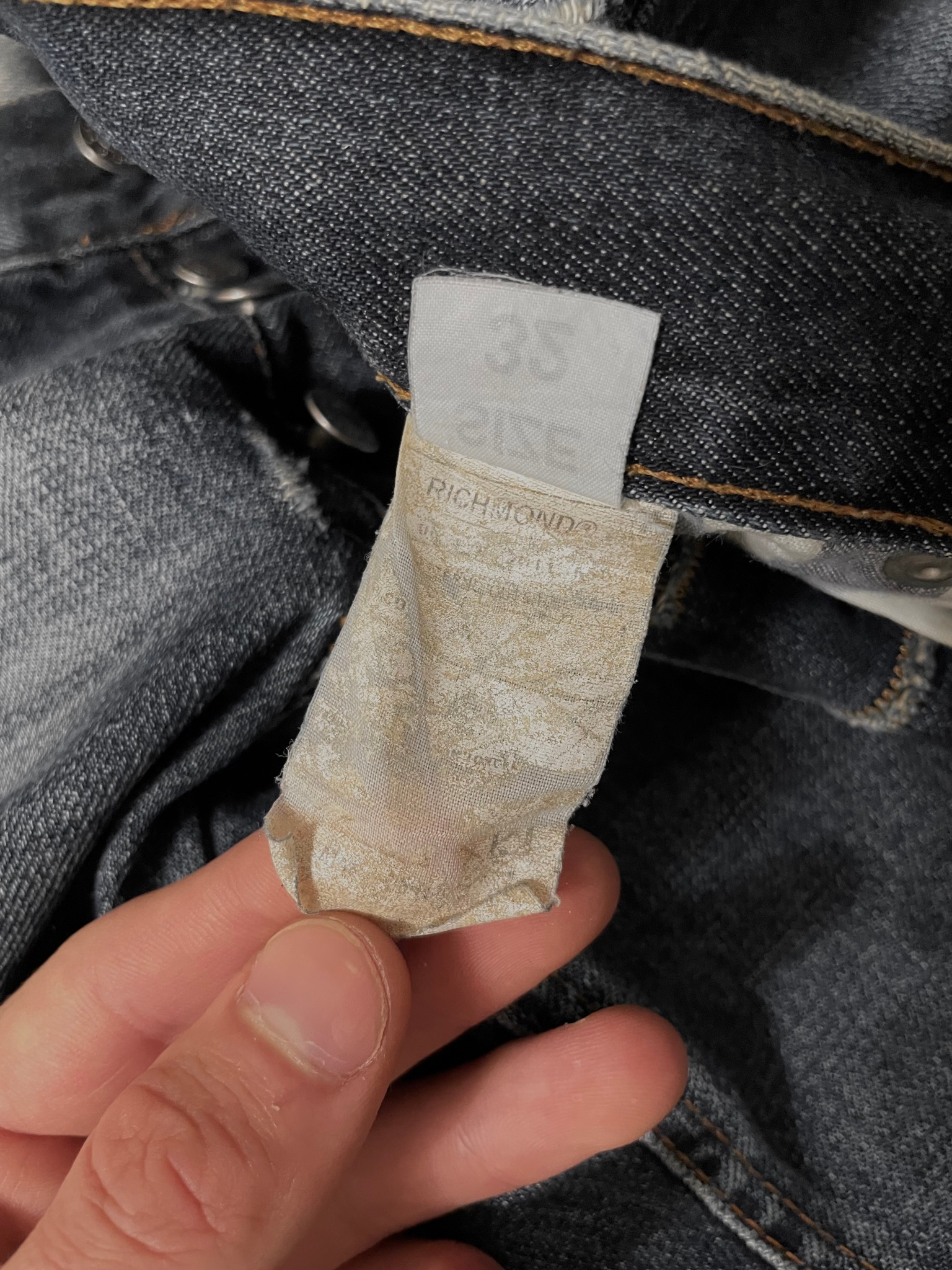 John Richmond distressed jeans, миниатюра 8