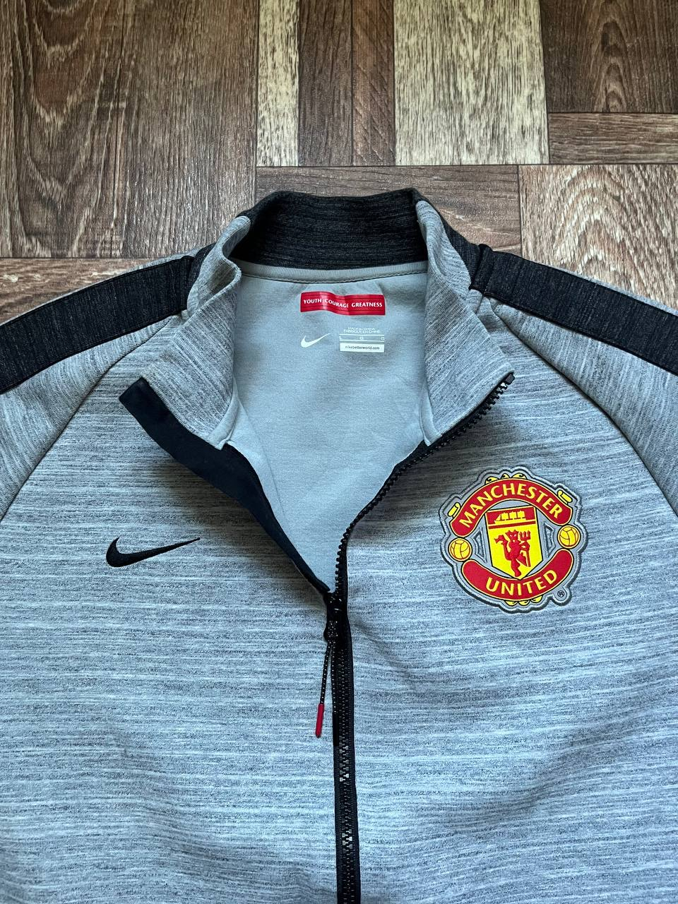 Nike x Manchester United Full Zip Tech Pack SH/T, миниатюра 2