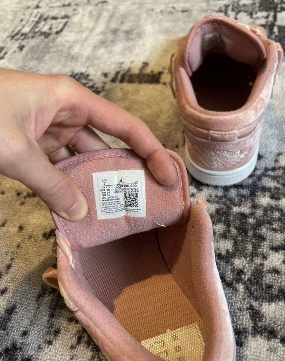 Nike Air Jordan Pink Velvet, миниатюра 4