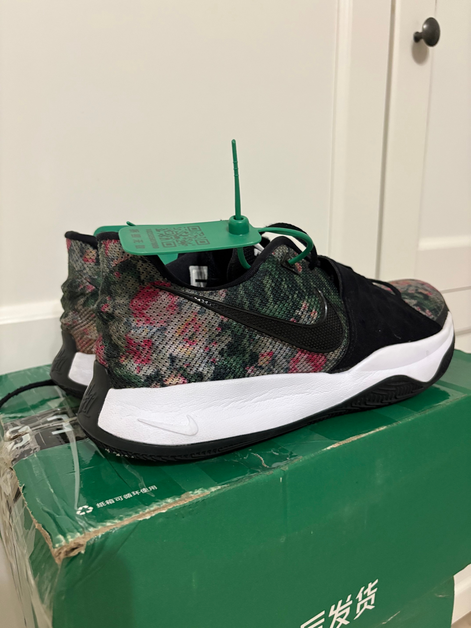 Nike Kyrie Low 1 Floral, миниатюра 9