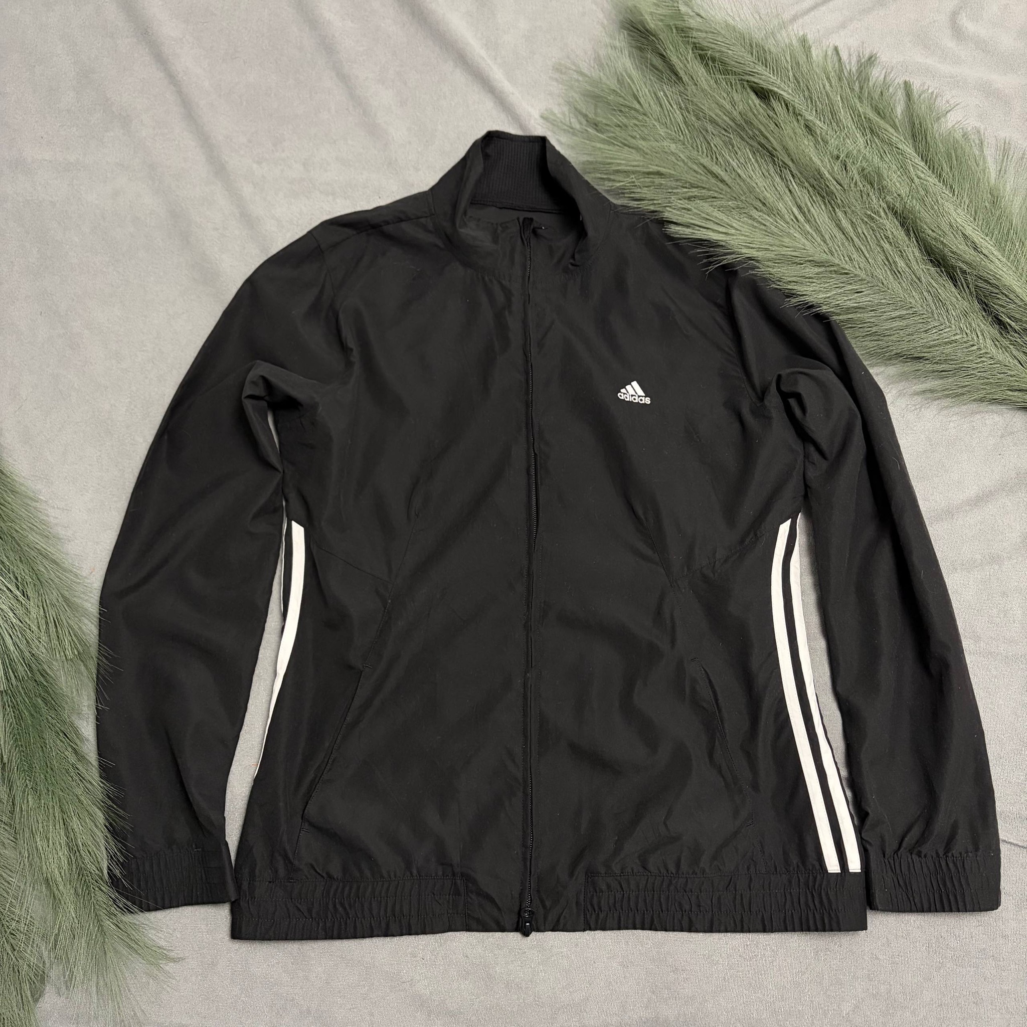 Adidas Ветровка, миниатюра 1