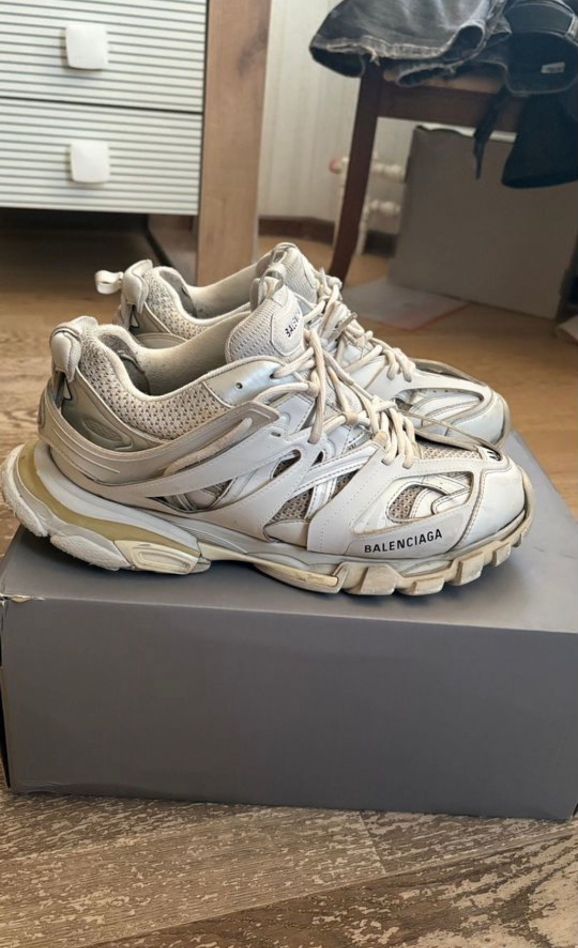 Balenciaga Track 1, миниатюра 1