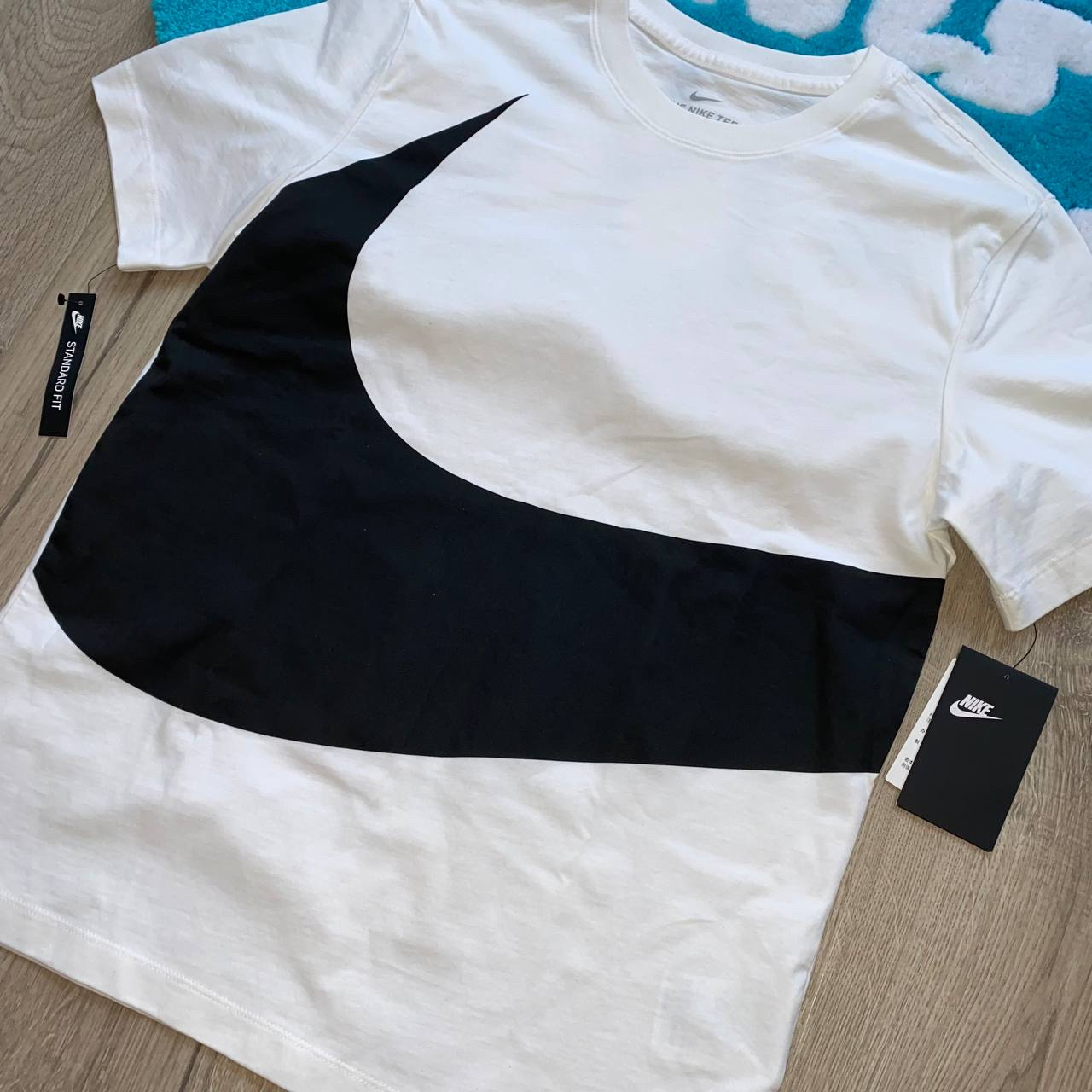 Nike BigSwoosh, миниатюра 3