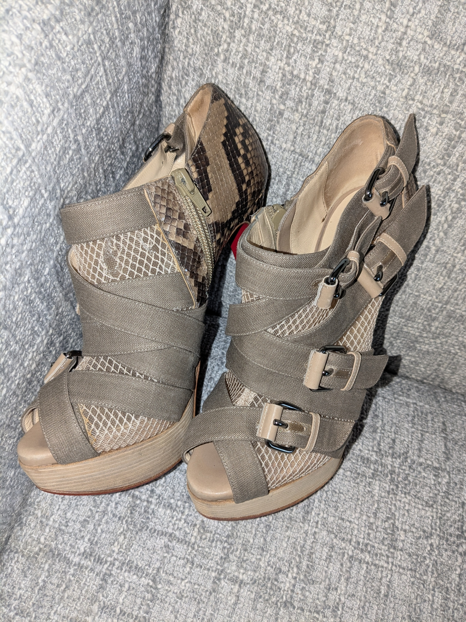 Christian Louboutin Mad Marta python, миниатюра 10