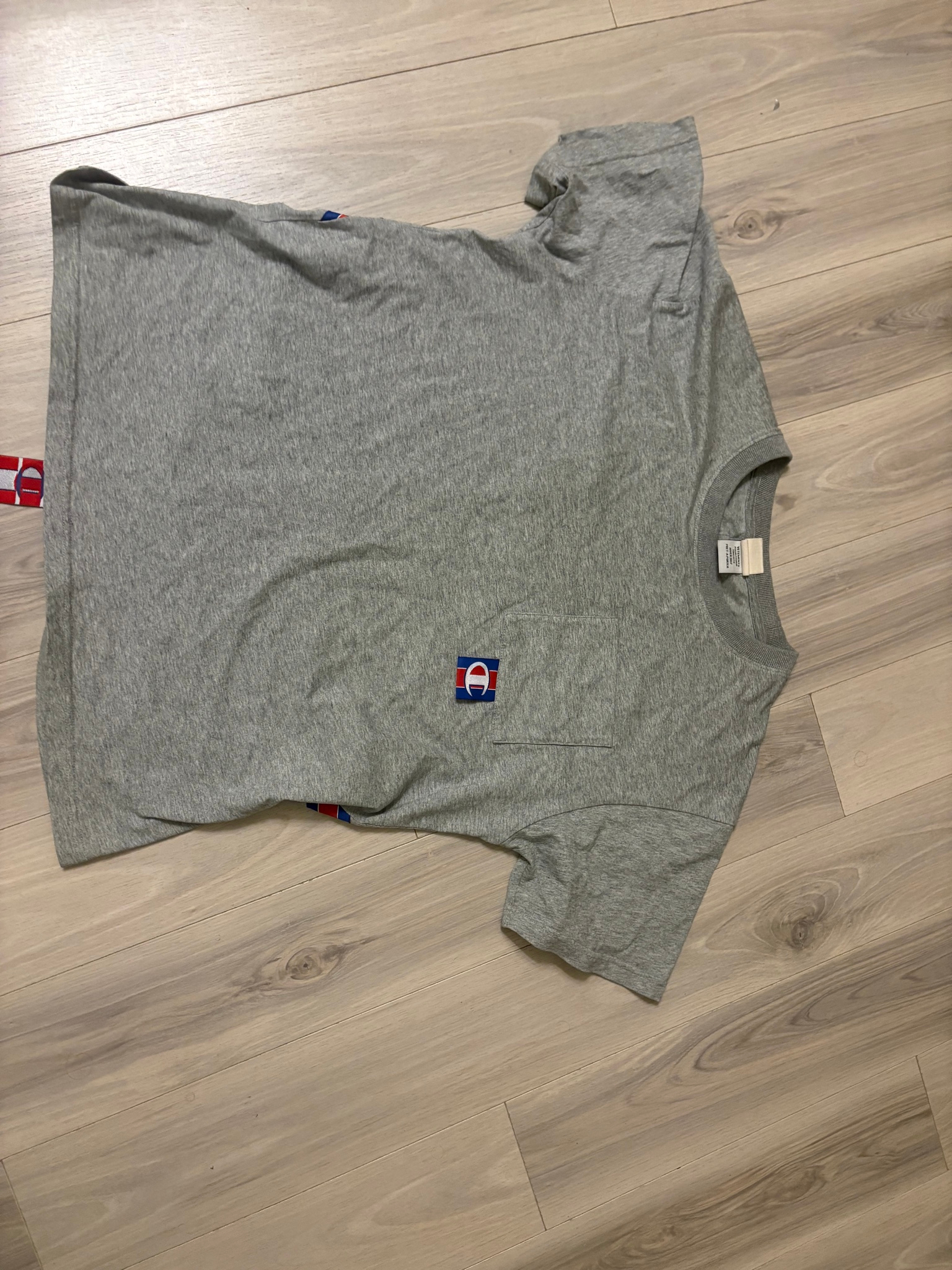 Vetements x Champion FW17 "Peace Sign" Appliqué Tee, миниатюра 9