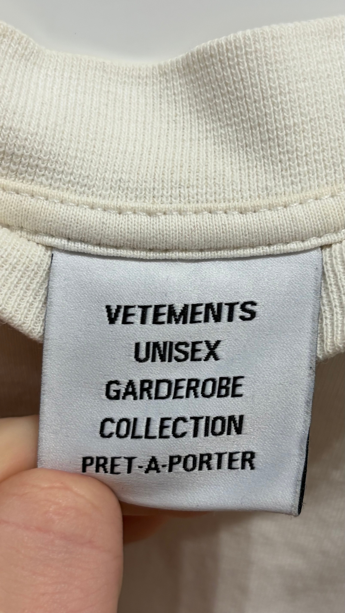 Vetements Think Differently, миниатюра 2