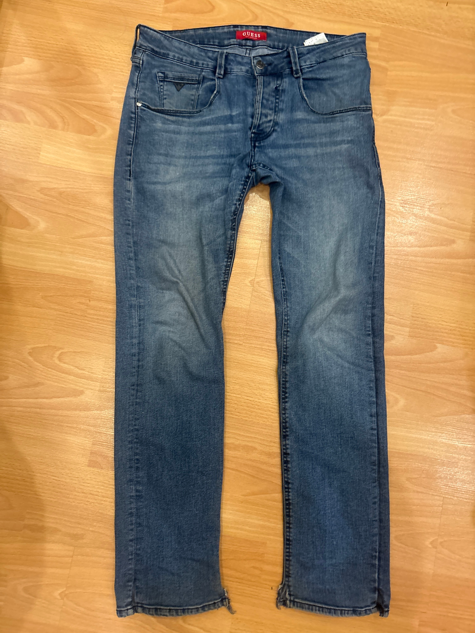 Guess Jeans, миниатюра 1