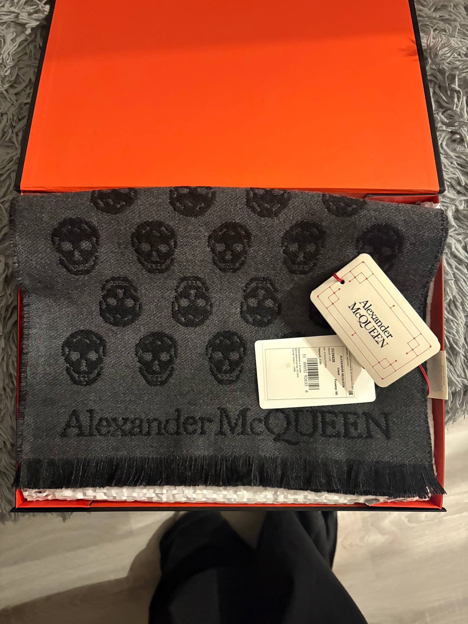 Alexander McQUEEN Шарф, миниатюра 1