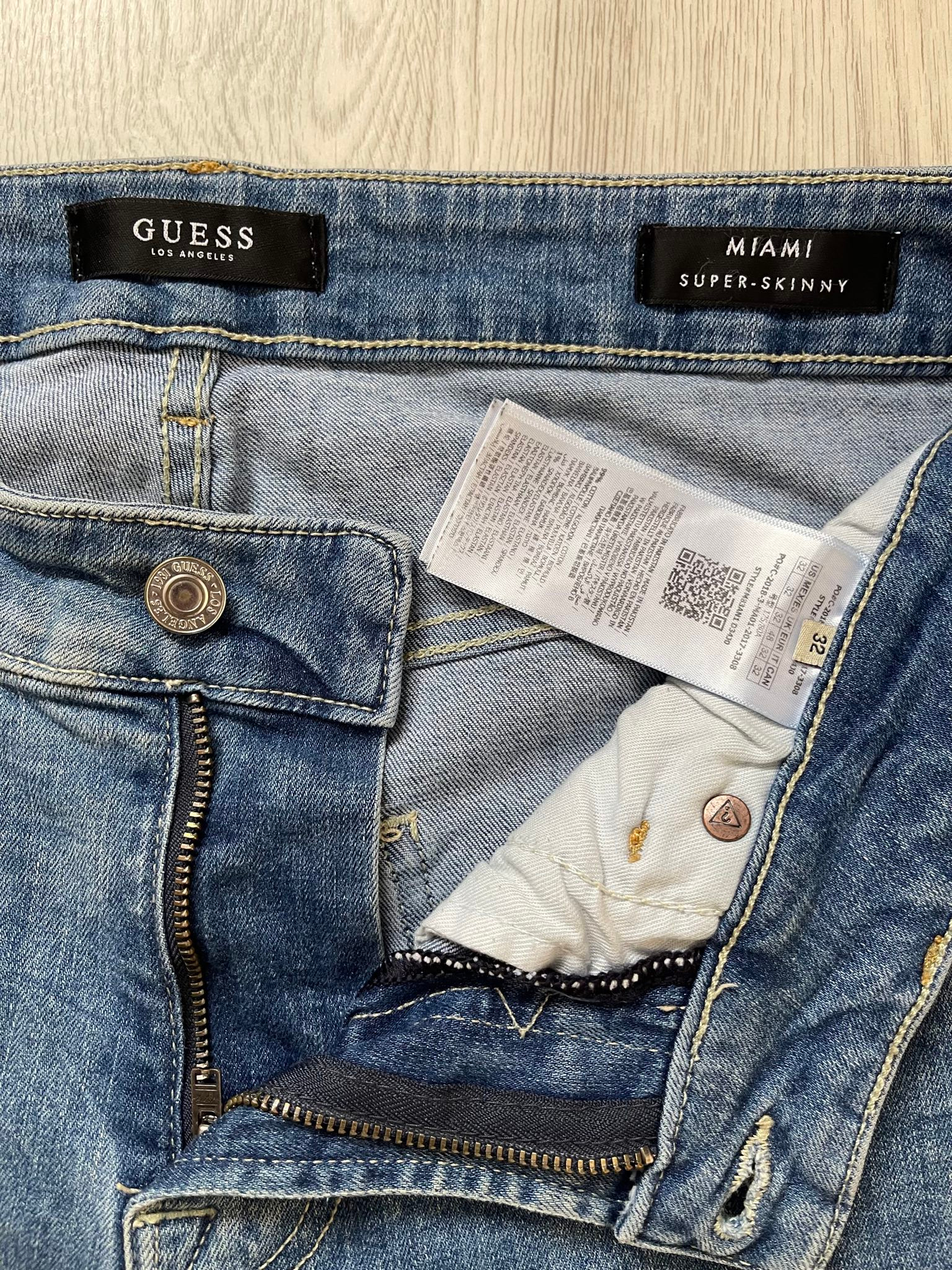 Guess Los Angeles, миниатюра 3