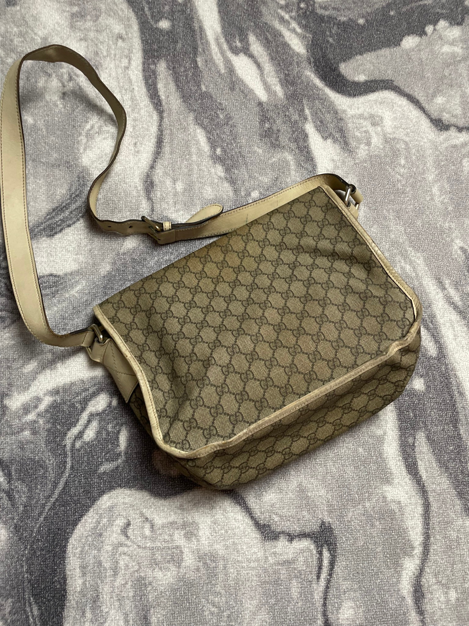 GUCCI vintage canvas shoulder monogram bag, миниатюра 2