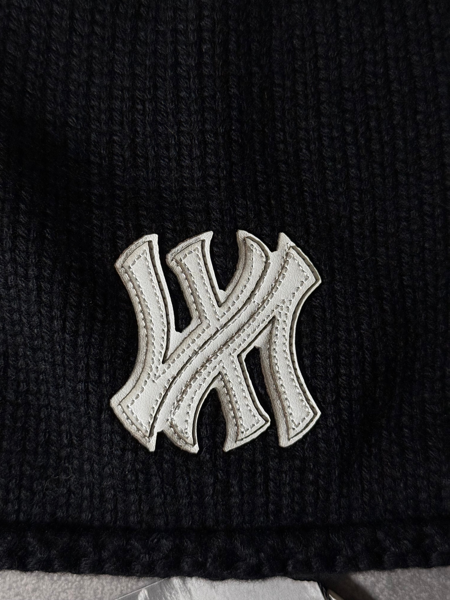 FAR FROM WHAT Emblem Patch Beanie, миниатюра 3