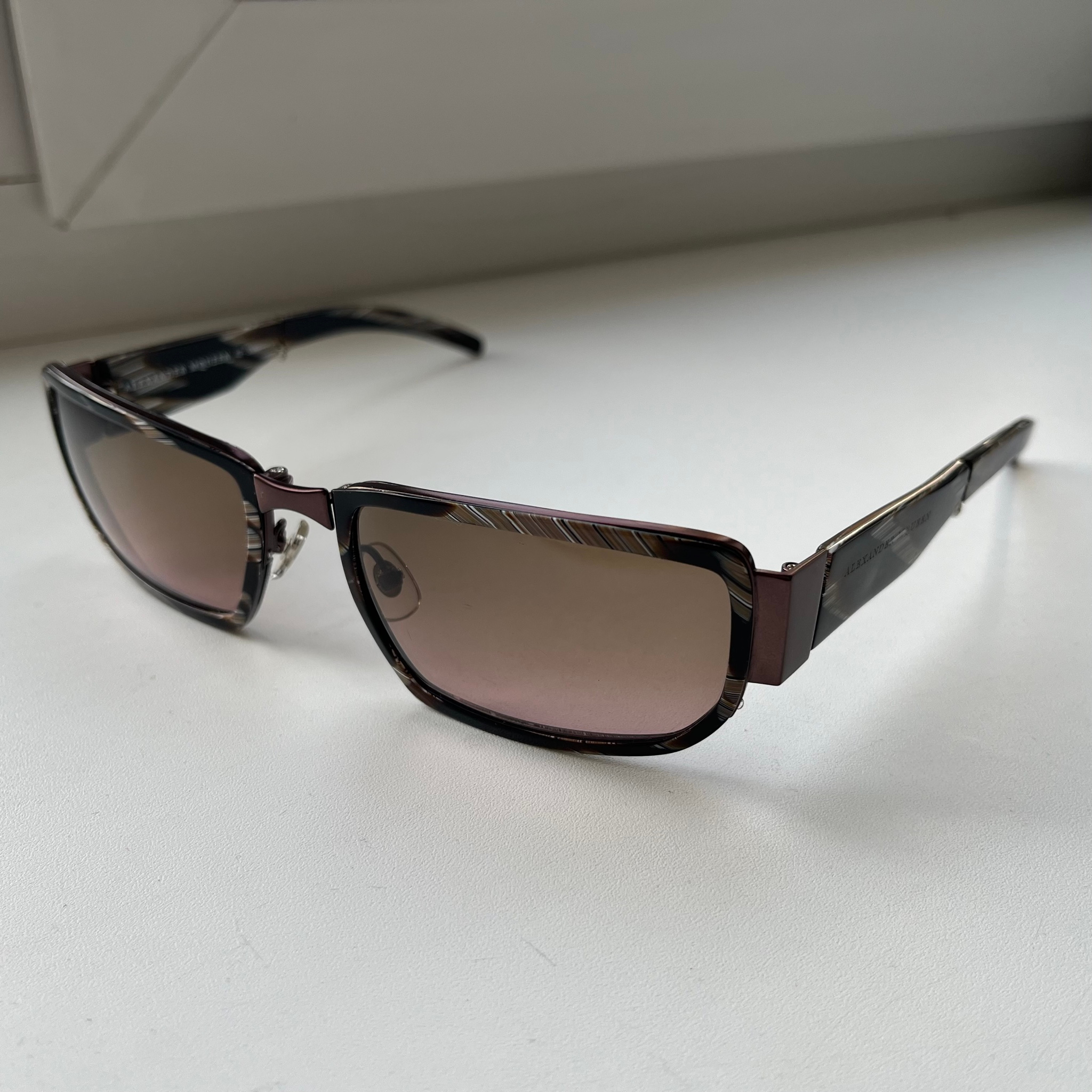 Alexander McQueen Eyes 2000s Foldable Sunglasses, миниатюра 1