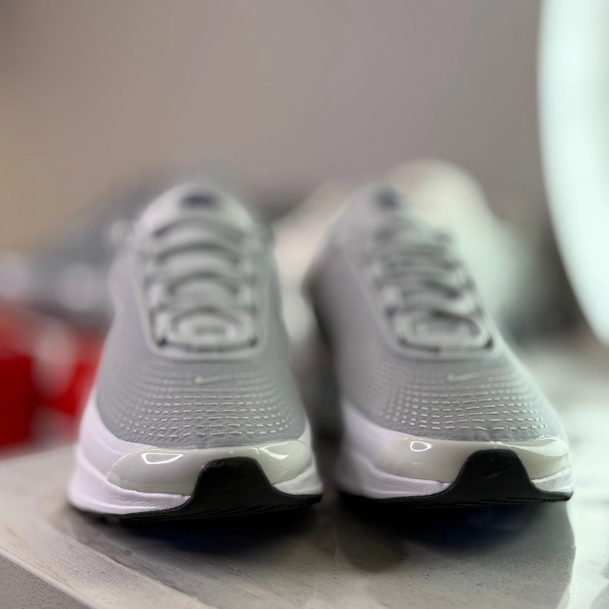 Nike Air Max Dn Pure Platinum/Hyper Royal, миниатюра 3