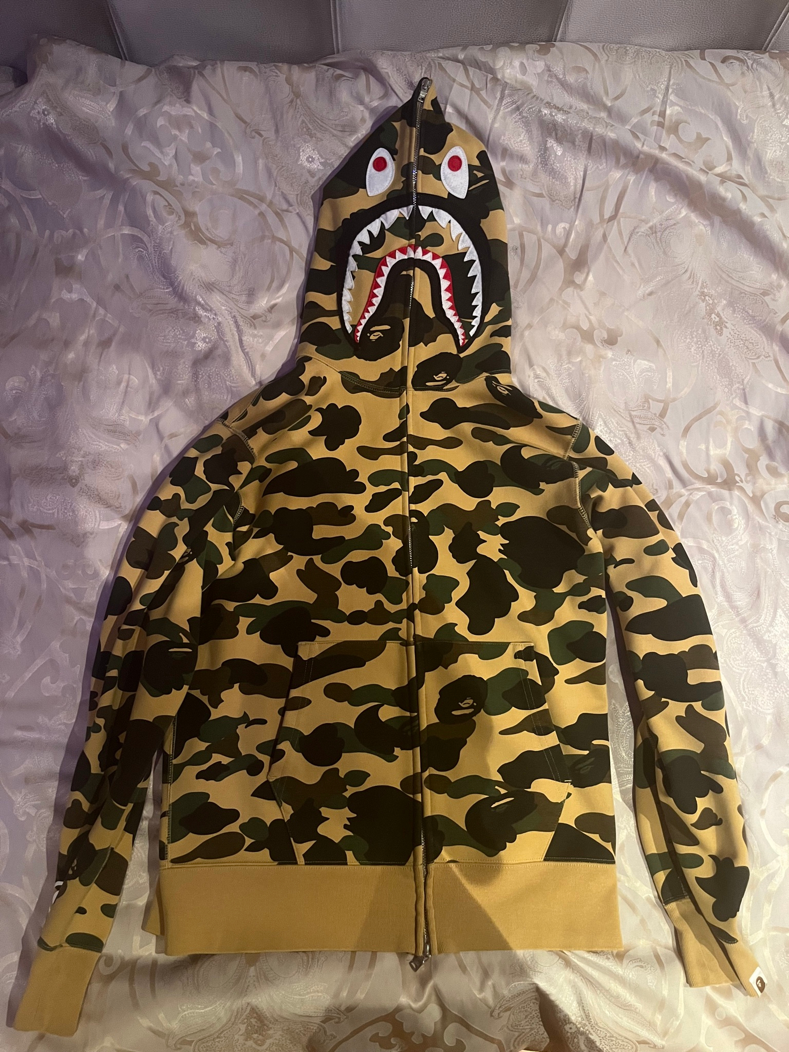 BAPE 1st Camo Windstopper Shark Full Zip Hoodie Yellow Bape, L / 52-54 EU, миниатюра 1