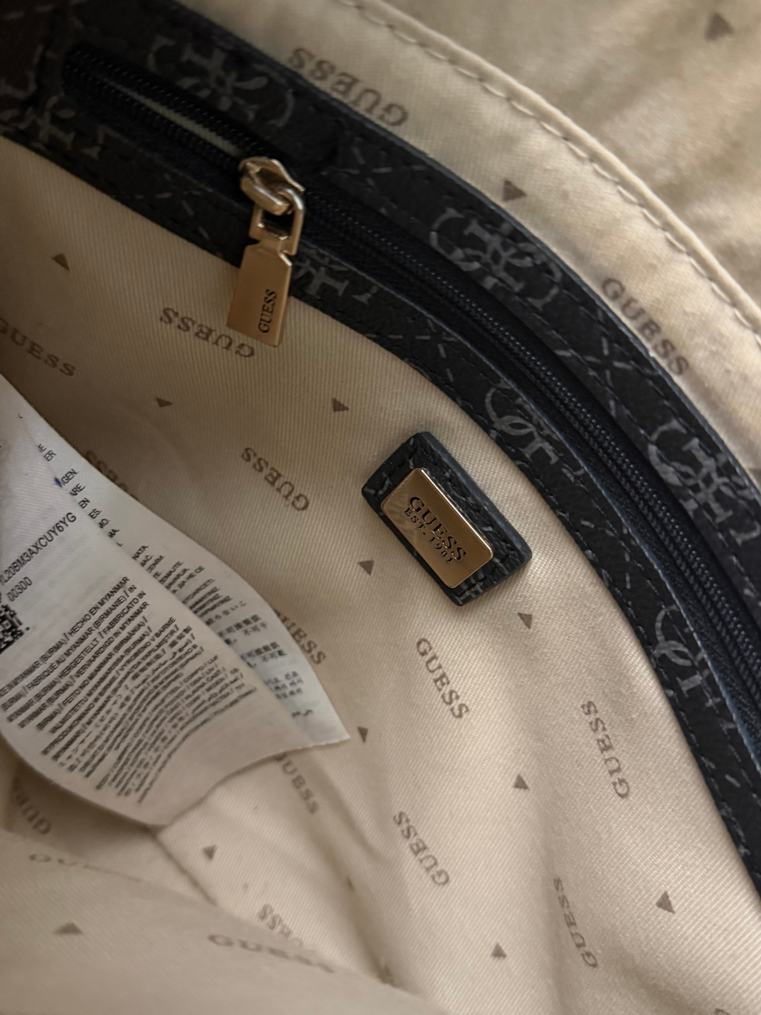 Guess сумка, миниатюра 3