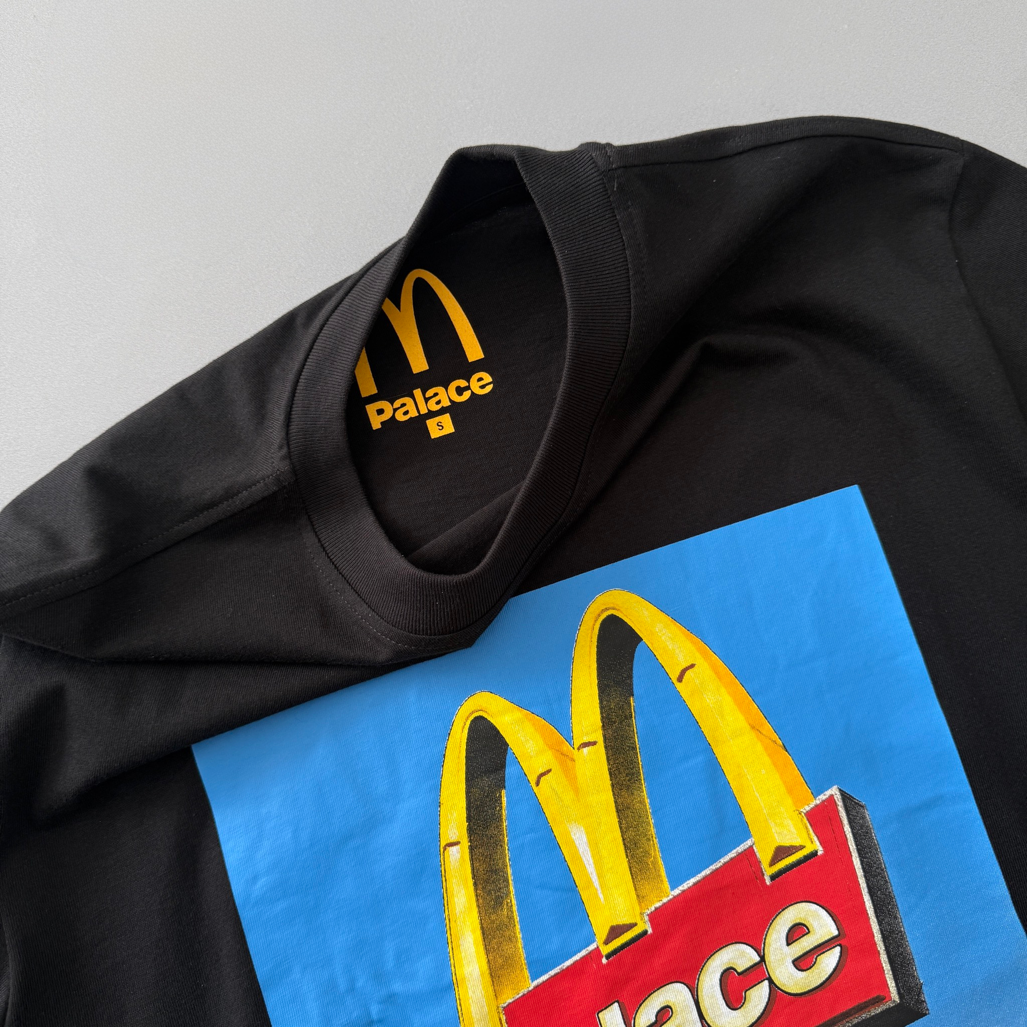 Palace x McDonalds Logo Tee, миниатюра 3