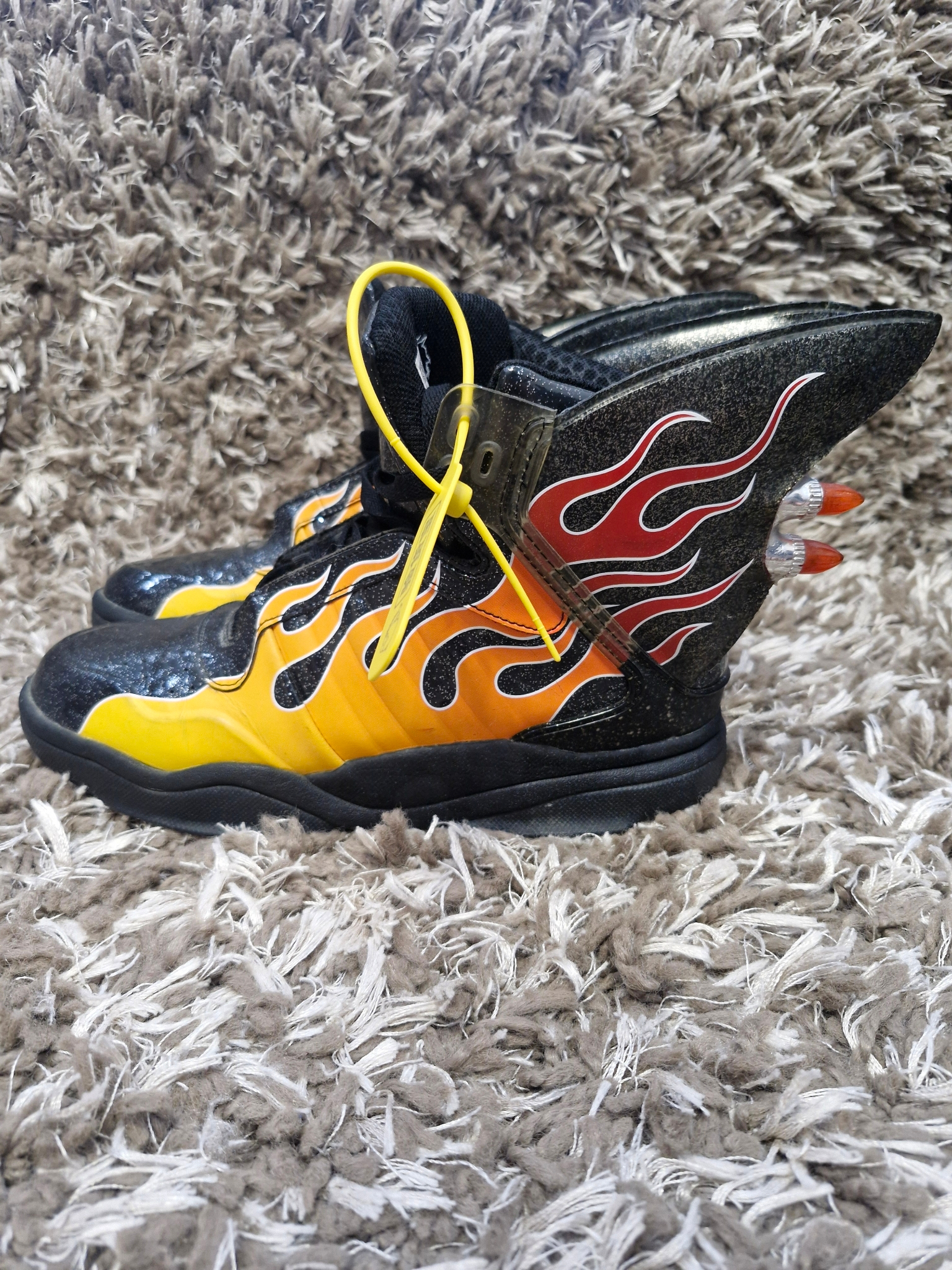 adidas x Jeremy Scott Shark Flame, миниатюра 3