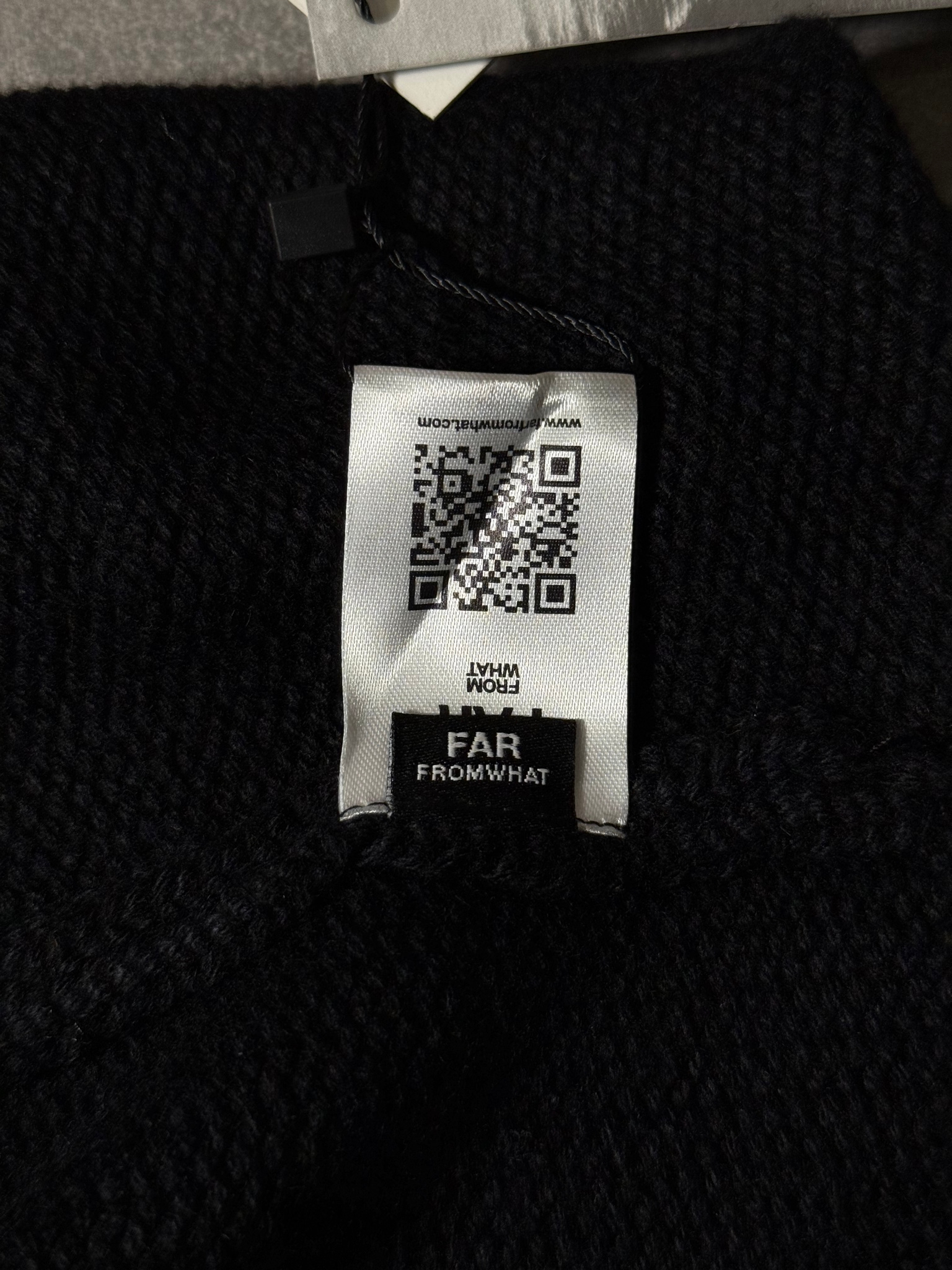FAR FROM WHAT Emblem Patch Beanie, миниатюра 7