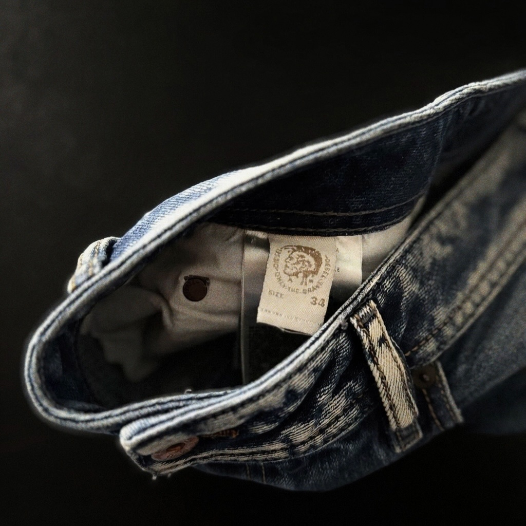 Diesel Zatiny Regular BootCut Distressed Jeans, миниатюра 3