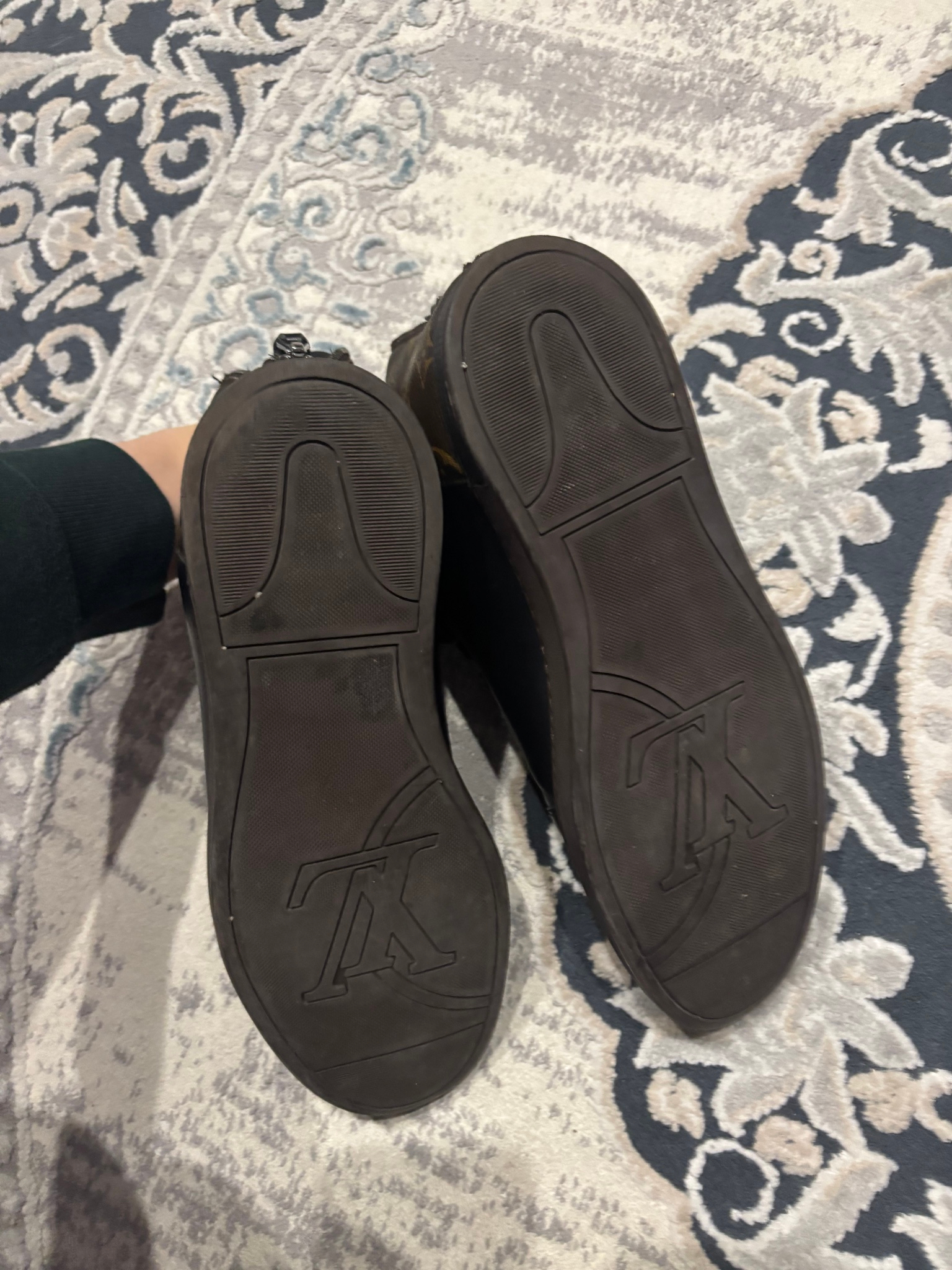 Louis Viotton Sneakers, миниатюра 5