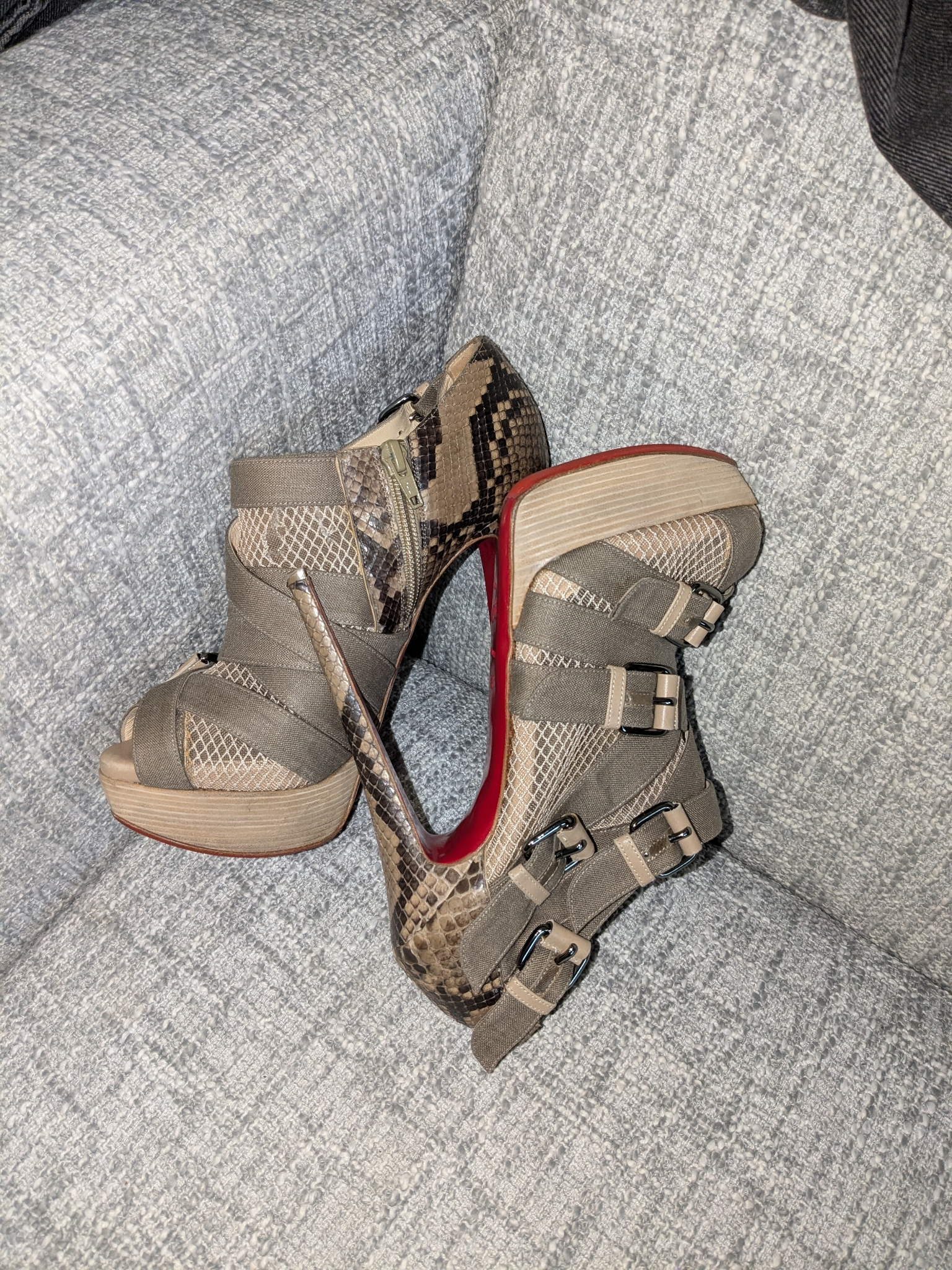 Christian Louboutin Mad Marta python, миниатюра 7