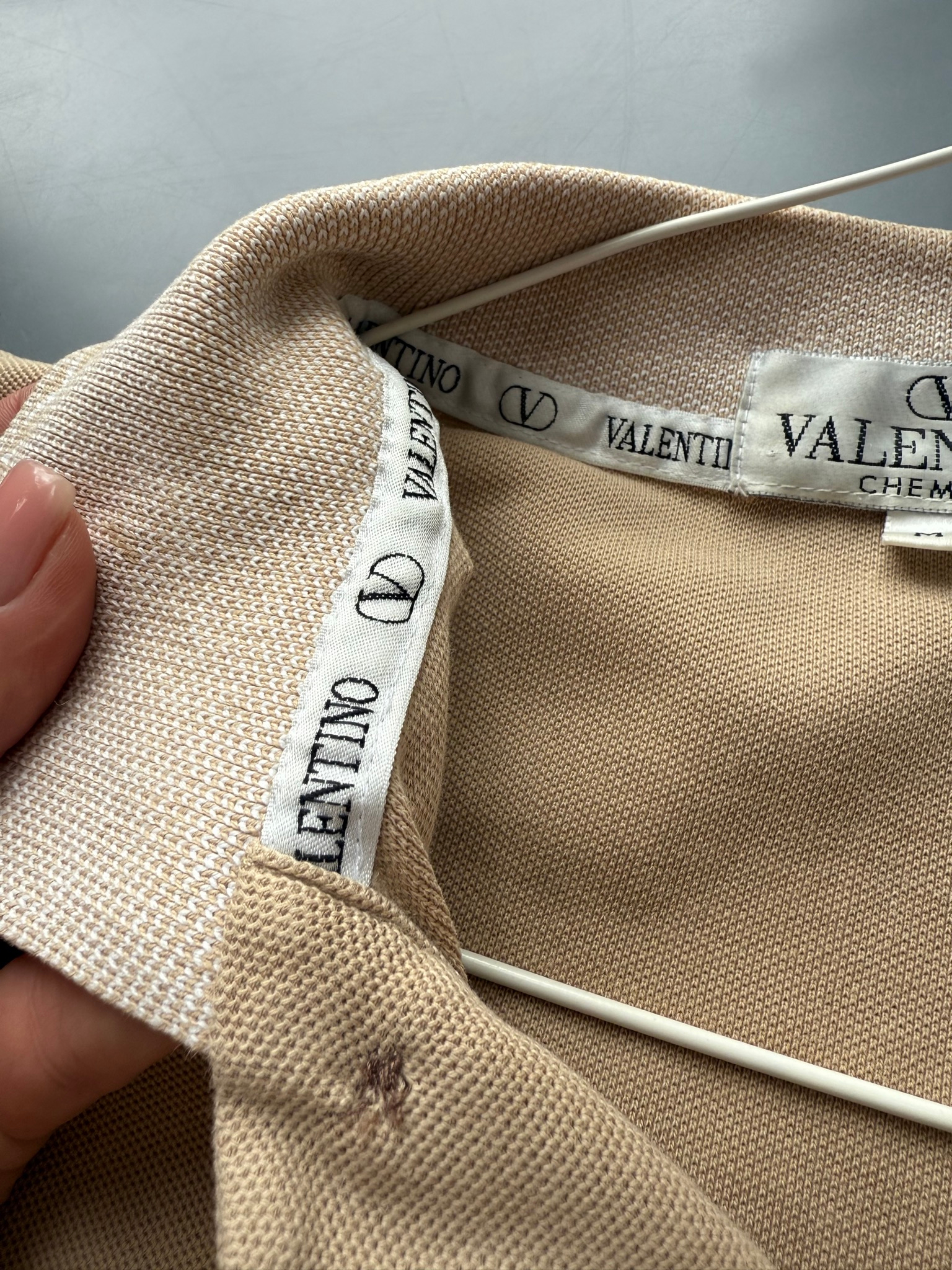 Valentino Chemises, миниатюра 4
