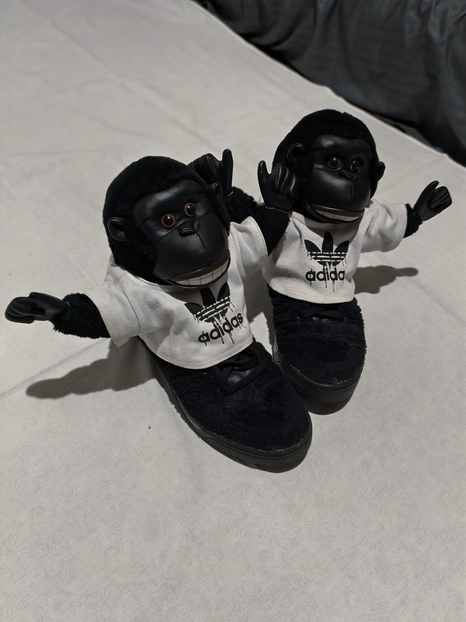 Adidas x Jeremy Scott Gorilla, миниатюра 1