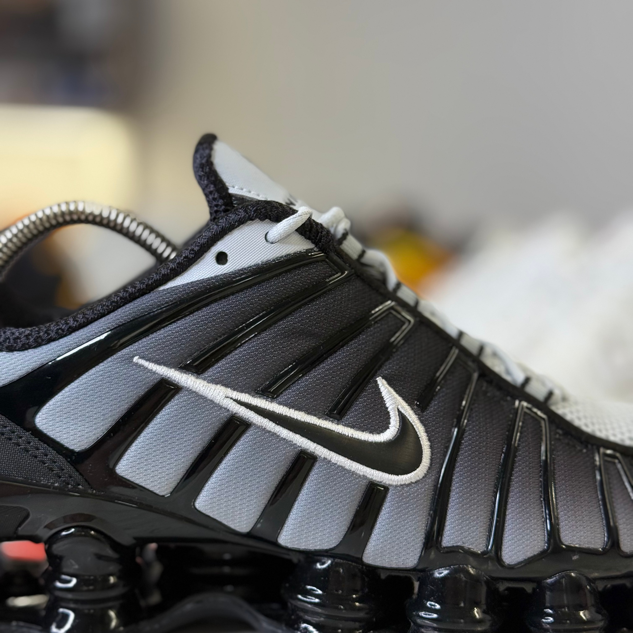 Nike Shox TL Black/white pure platinum, миниатюра 4