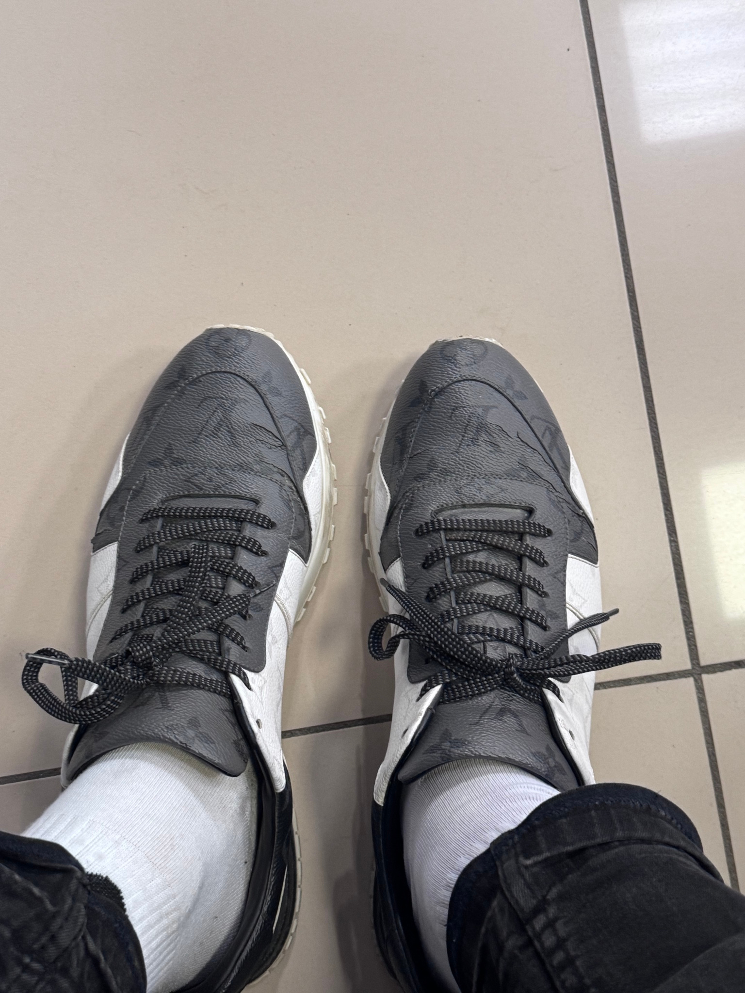 Louis Vuitton Run Away Sneaker, миниатюра 3