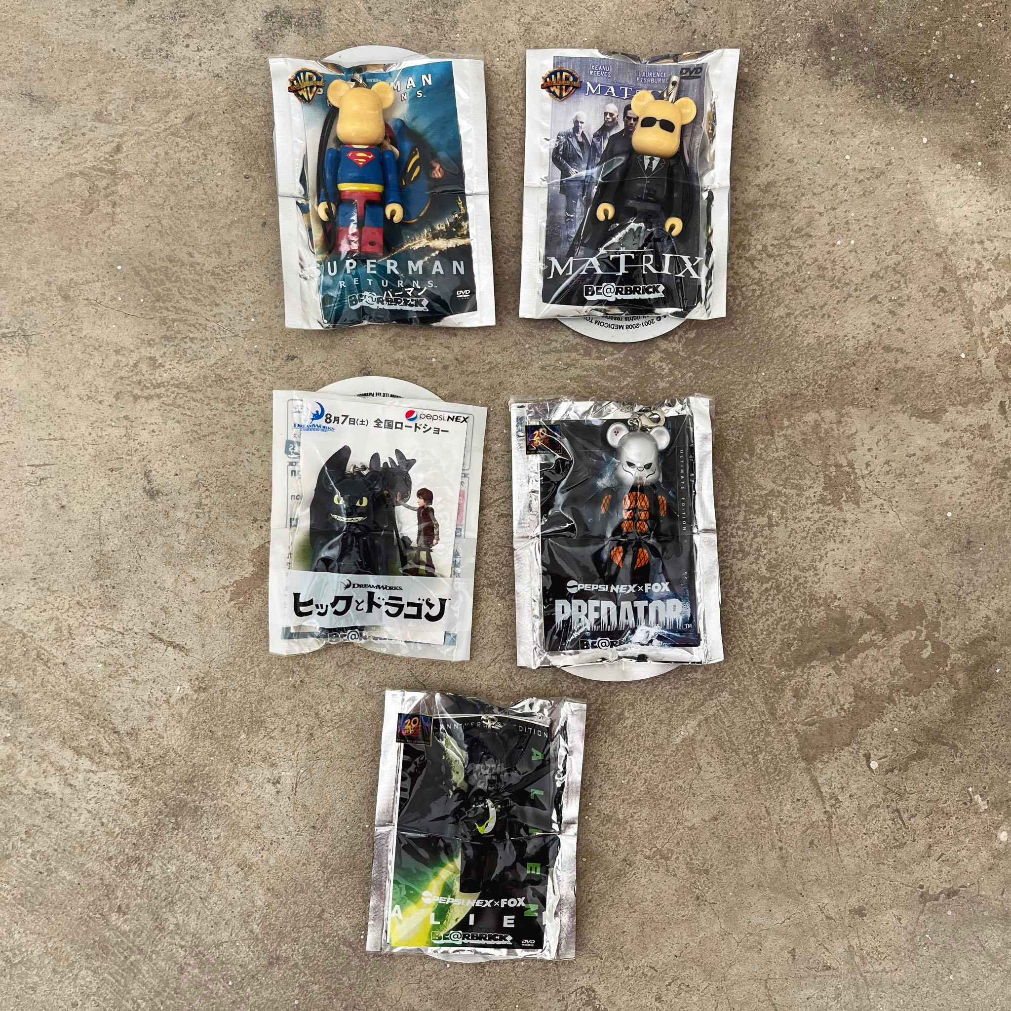 Bearbrick x Pepsi Pepsi Nex Keychains Set, миниатюра 1