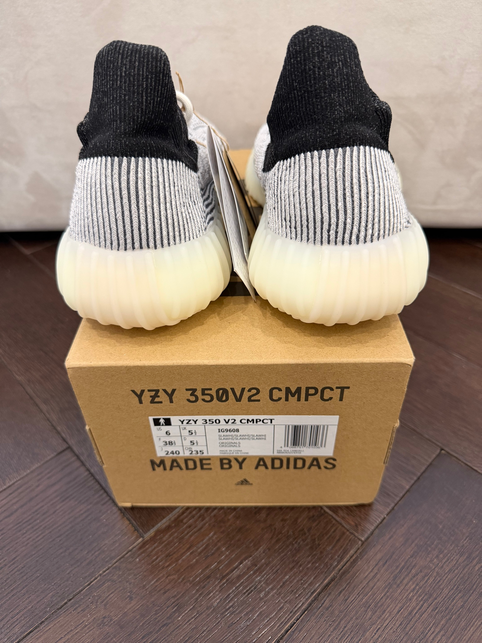 Adidas Yeezy Yeezy 350V2 Cmpct Panda, миниатюра 3