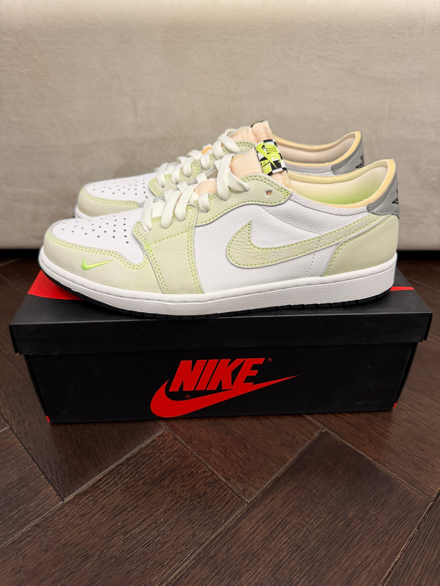 Nike x Air Jordan Air Jordan 1 OG Low Ghost Green, миниатюра 1