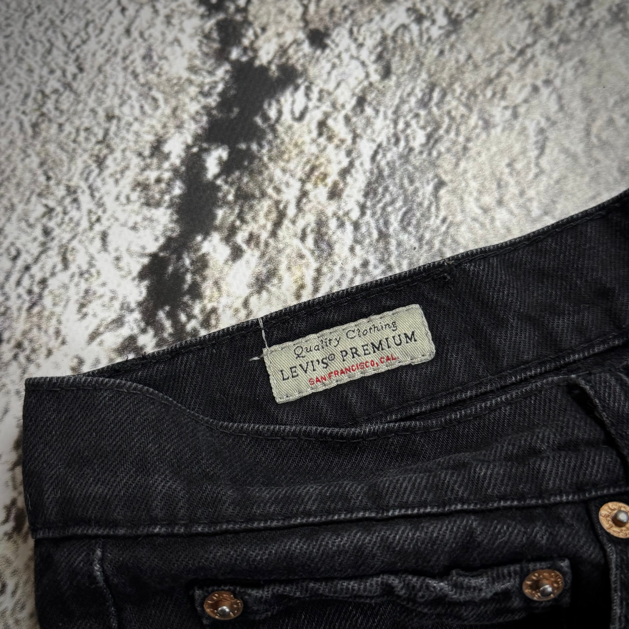 Levi's 518 Bootcut Distressed Jeans, миниатюра 3