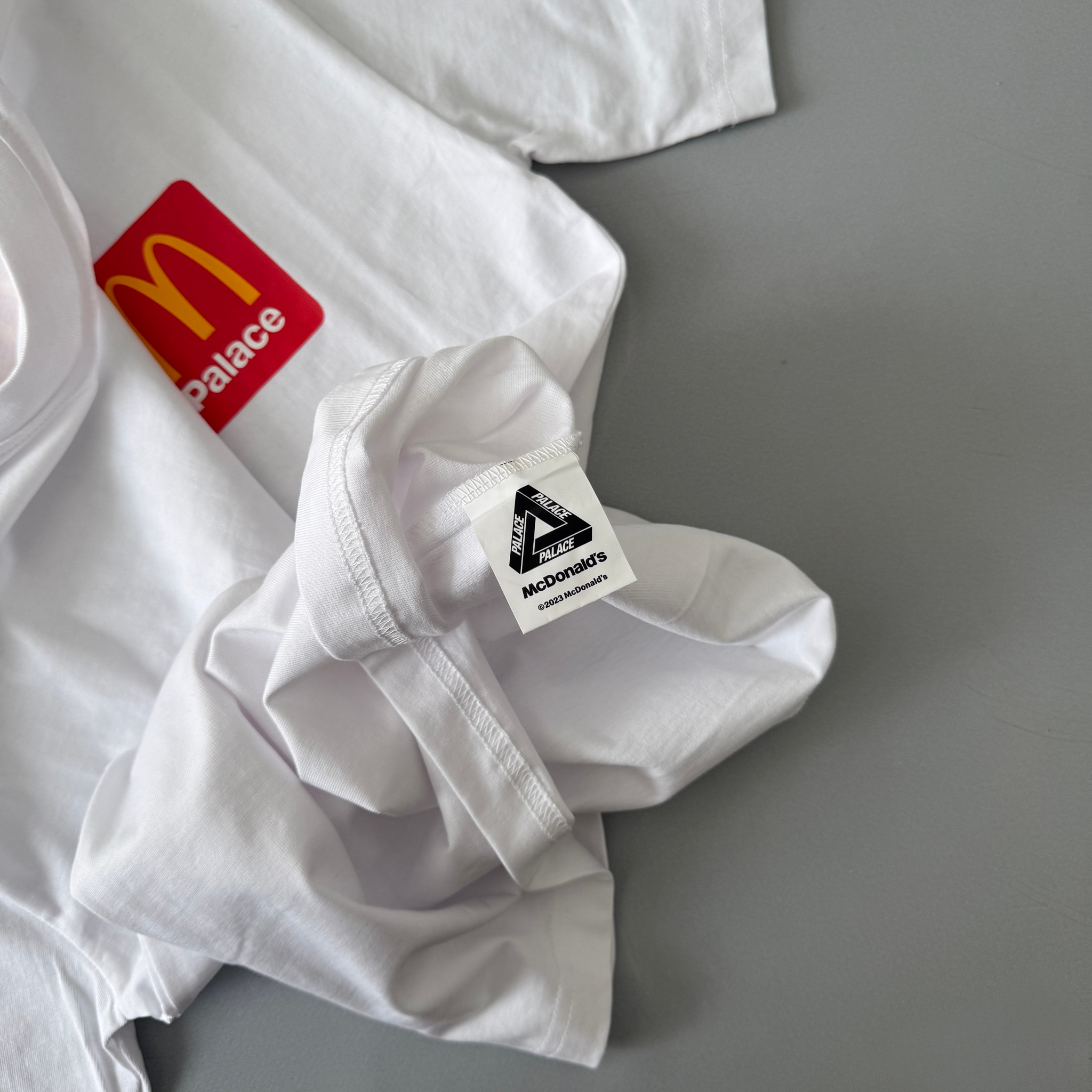 Palace x McDonalds Logo Tee, миниатюра 3