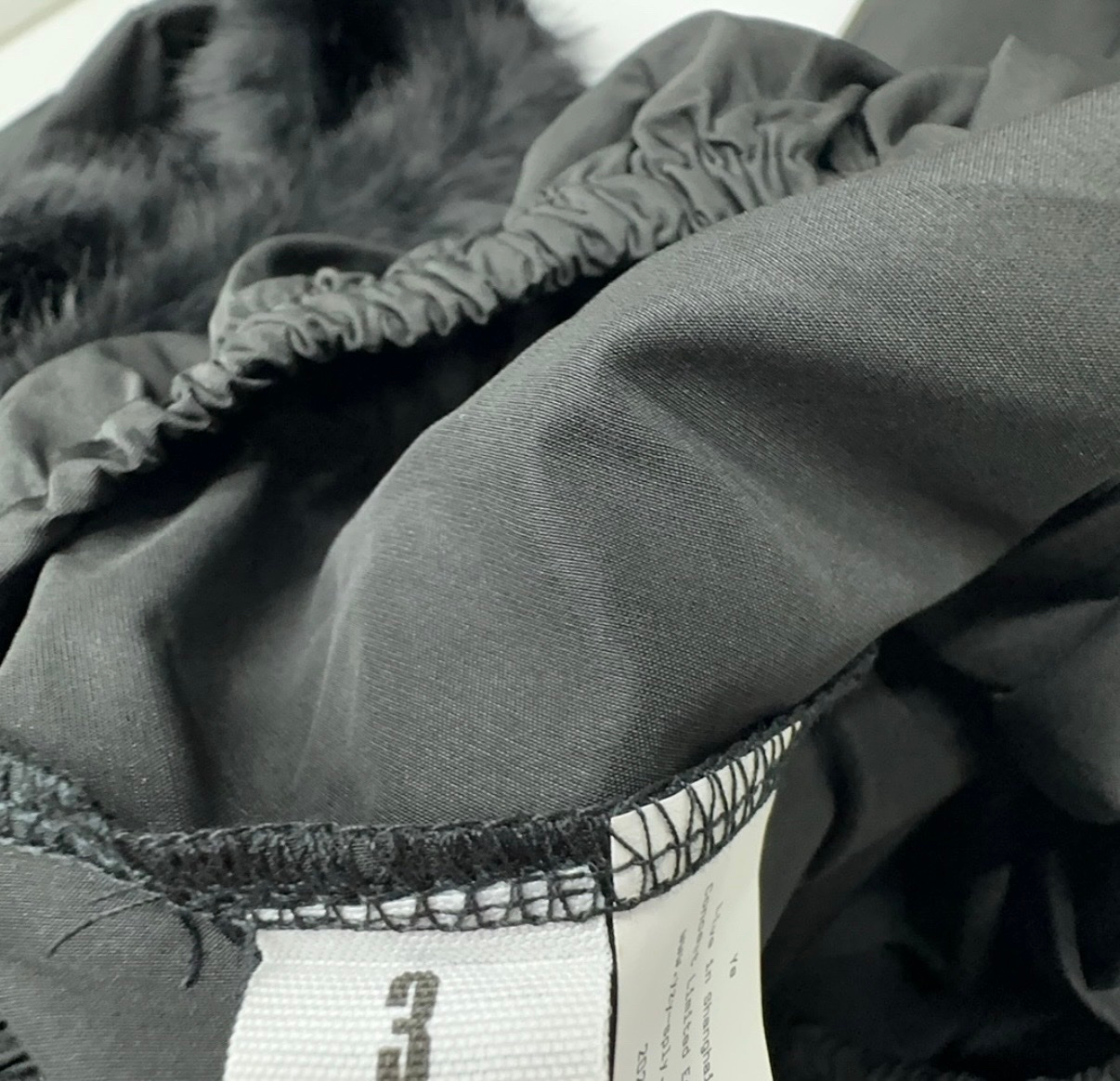 YEEZY Shanghai Concert Limited Edition Hoodie, миниатюра 3