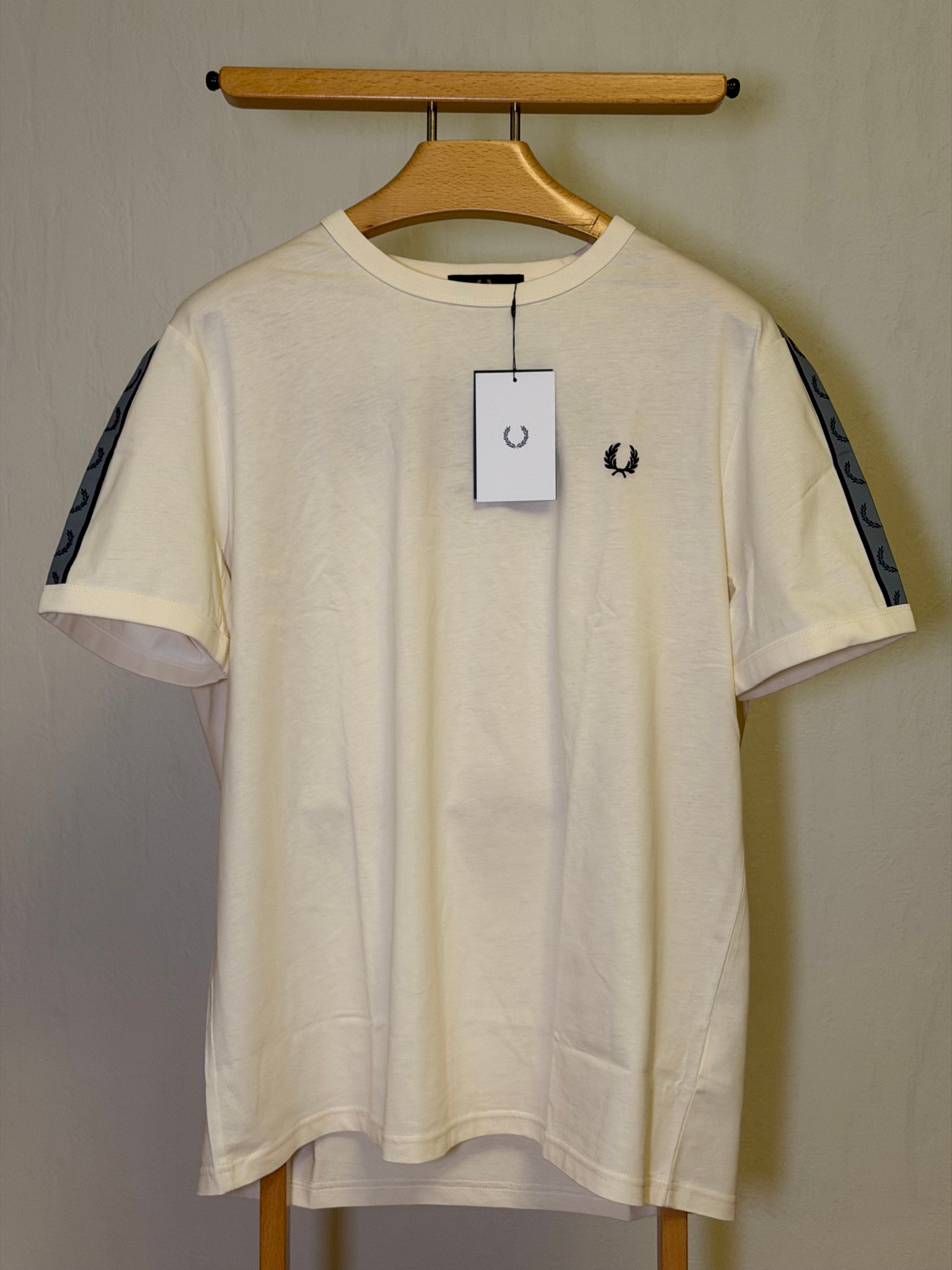 Fred Perry Contrast Tape Ringer T-Shirt, миниатюра 1