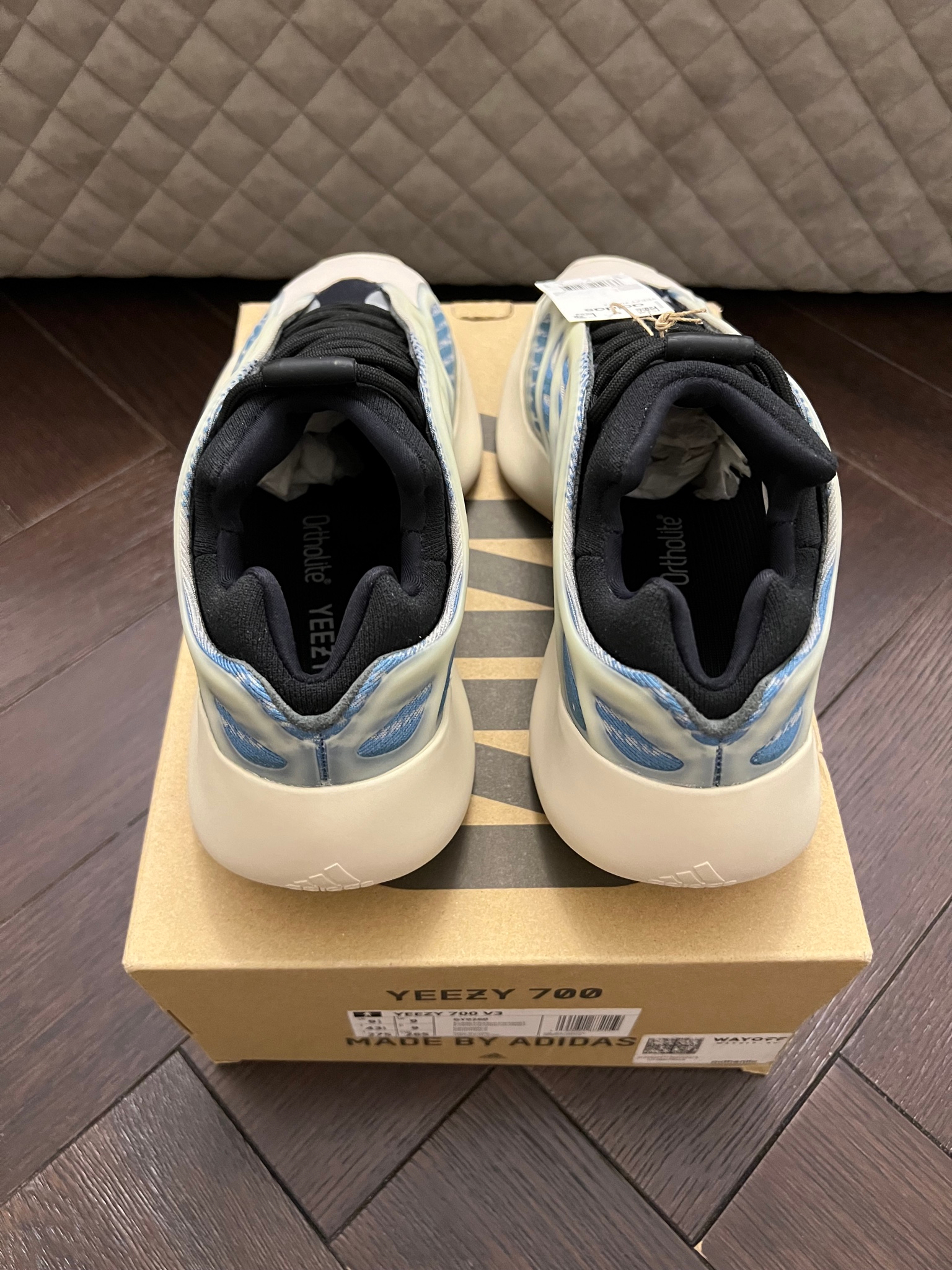 adidas Yeezy 700V3 Kyanite, миниатюра 2